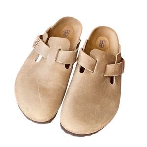 Birkenstock Boston Clogs size 38